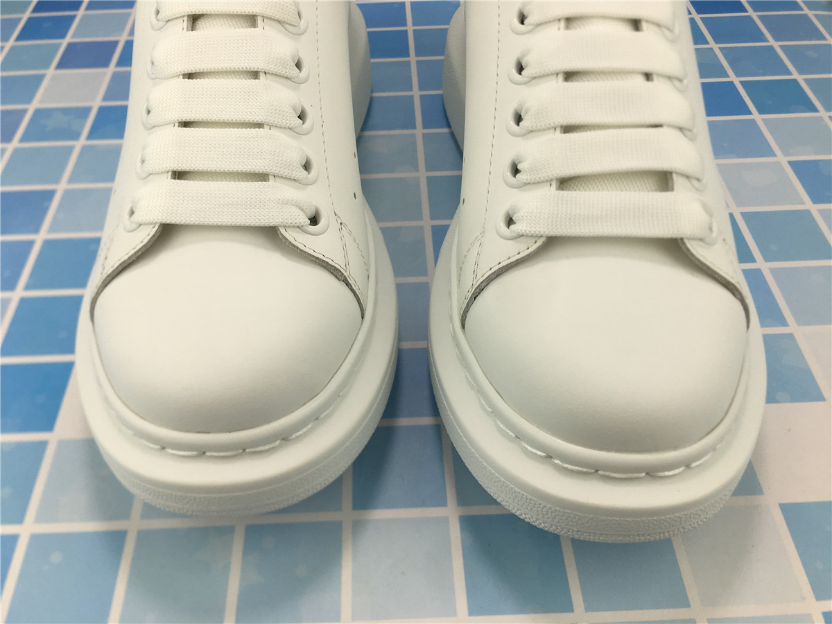 ALEXANDER MCQUEEN WHITE Oversized Sneakers 553680WHGP59000